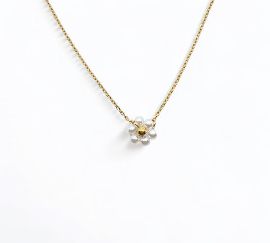 Mini Flower Pearl Necklace