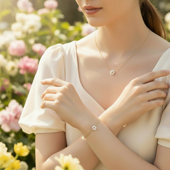 Mini Blossom Halo Bracelet